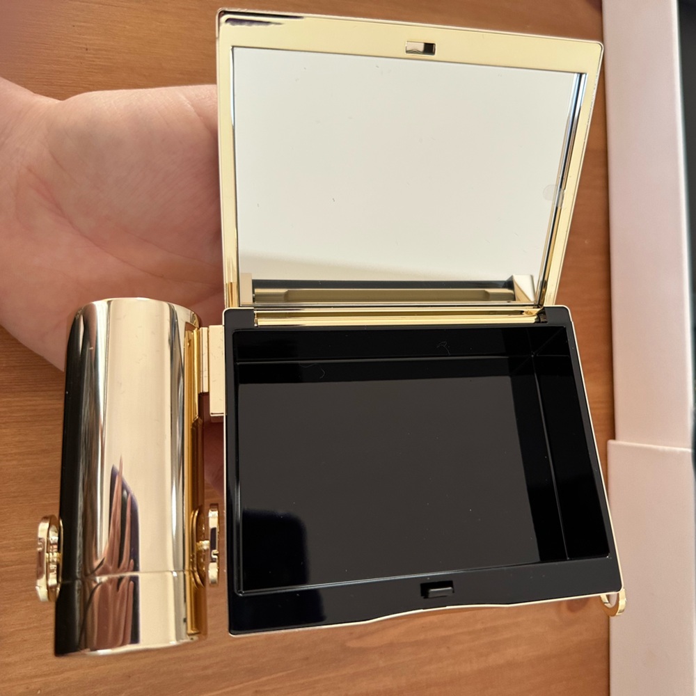 DIOR Rouge Dior Minaudiere - The Atelier of Dreams Limited Edition Clutch Bag - Picture 12 of 14